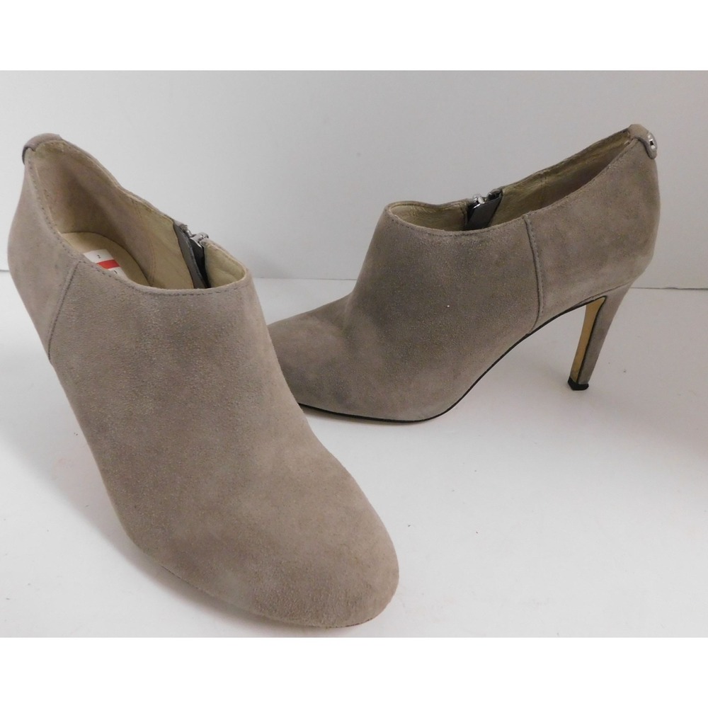 Michael Kors Beige Suede Booties Sammy Shootie $175rt Size 5.5 M